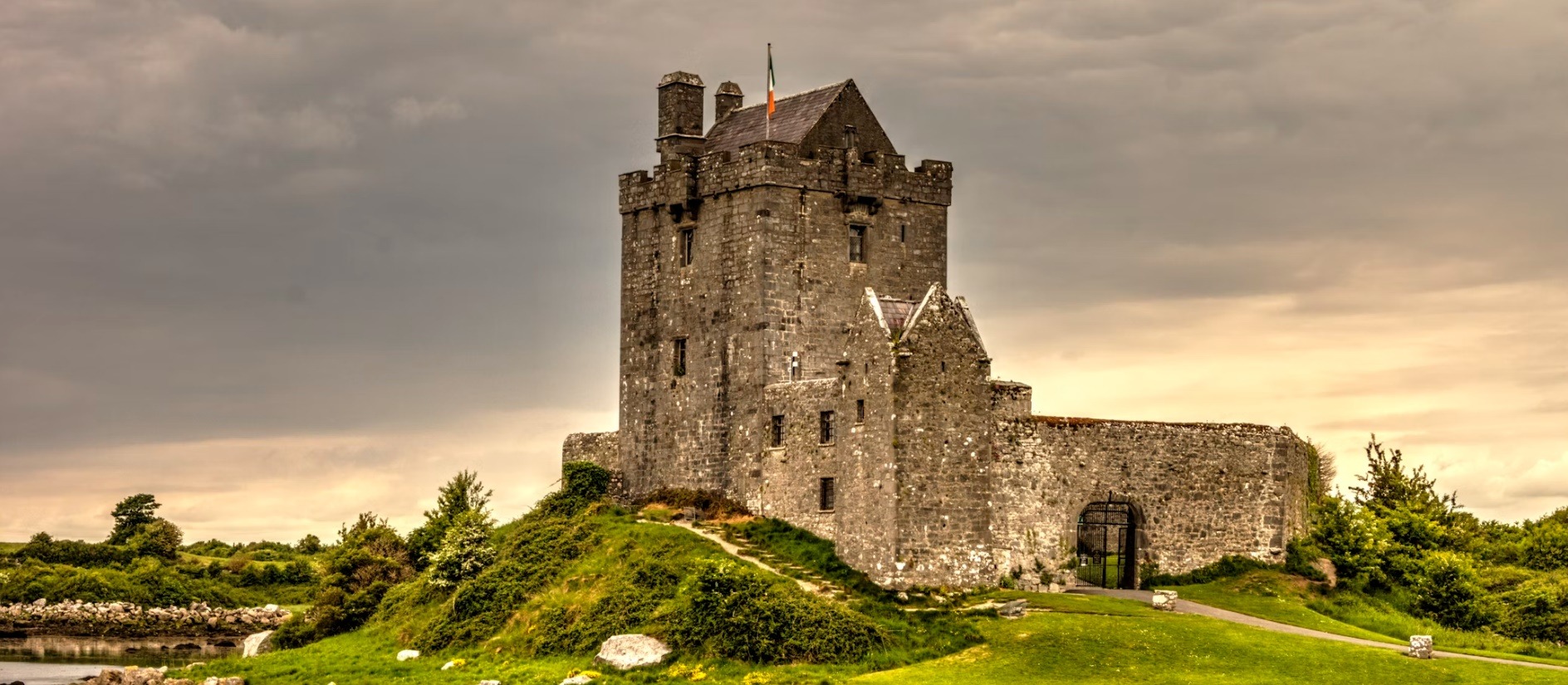 Ireland country image